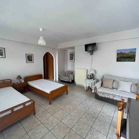 Alexandra' S Apartments Plataria Ngoại thất bức ảnh
