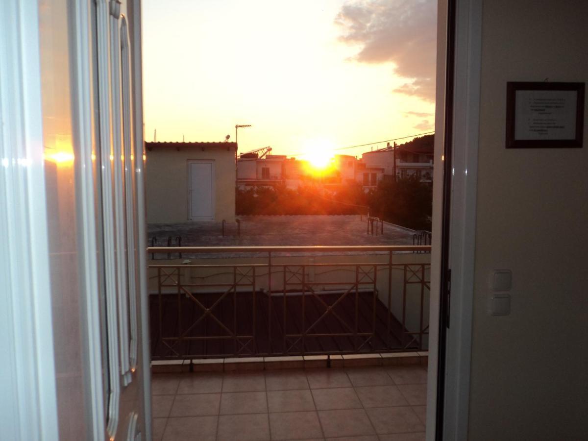 Alexandra' S Apartments Plataria Ngoại thất bức ảnh