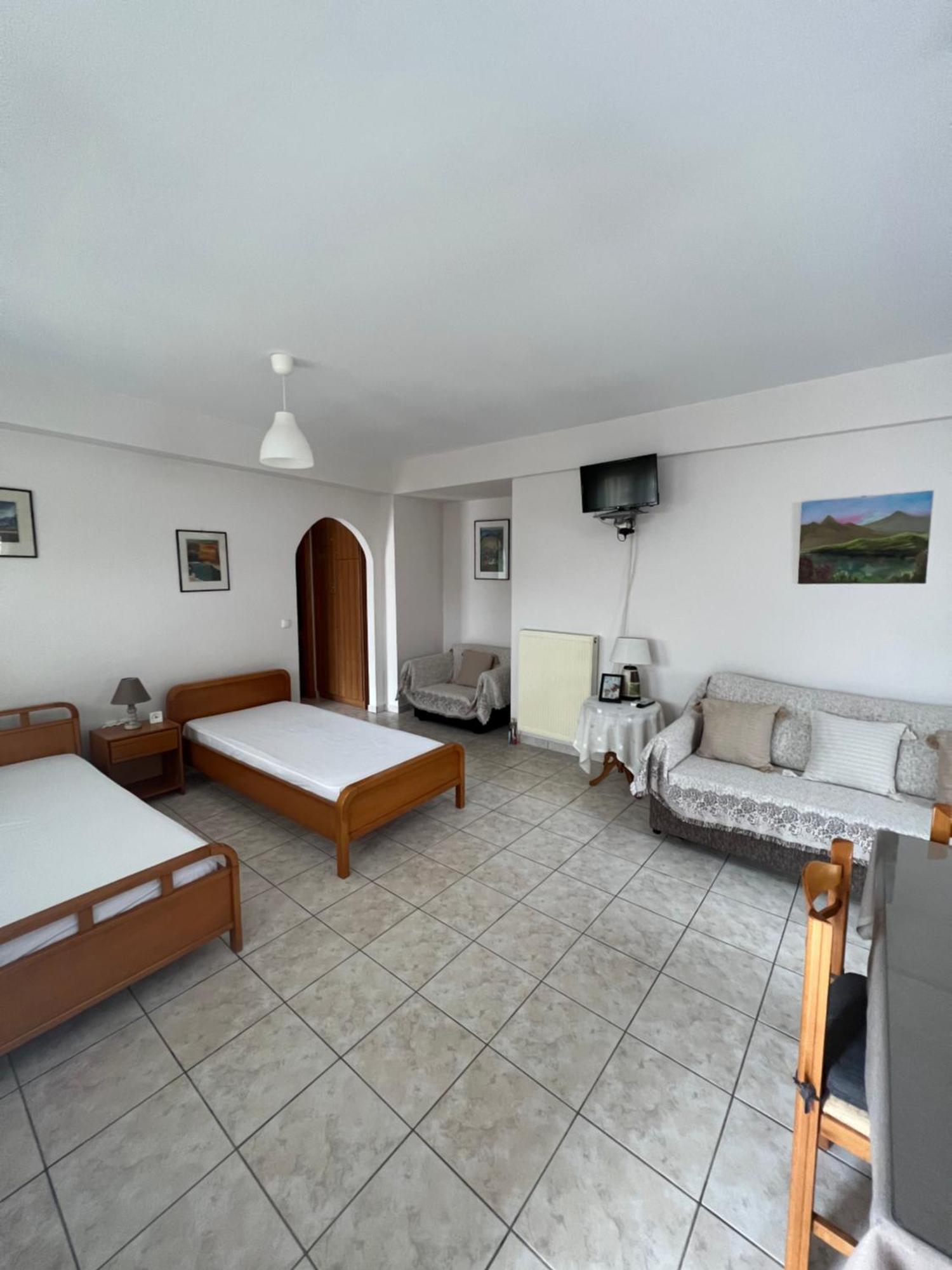 Alexandra' S Apartments Plataria Ngoại thất bức ảnh