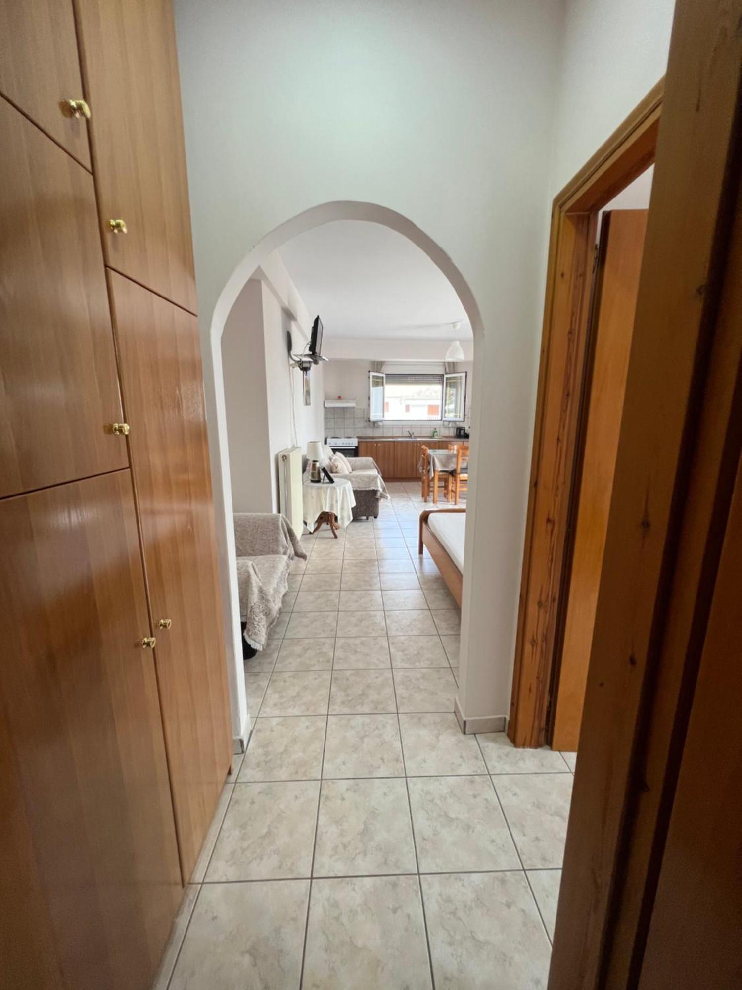 Alexandra' S Apartments Plataria Ngoại thất bức ảnh