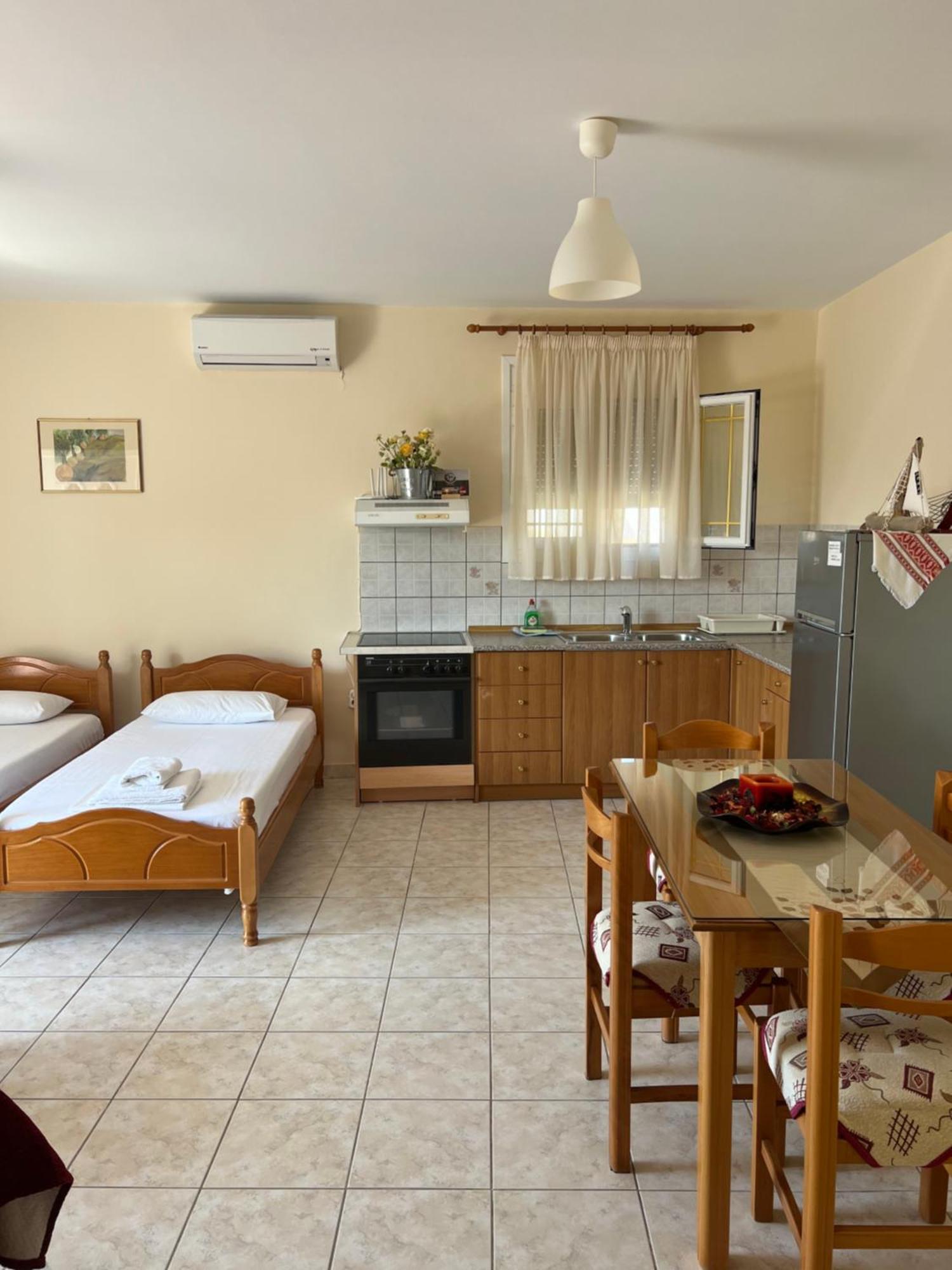 Alexandra' S Apartments Plataria Ngoại thất bức ảnh